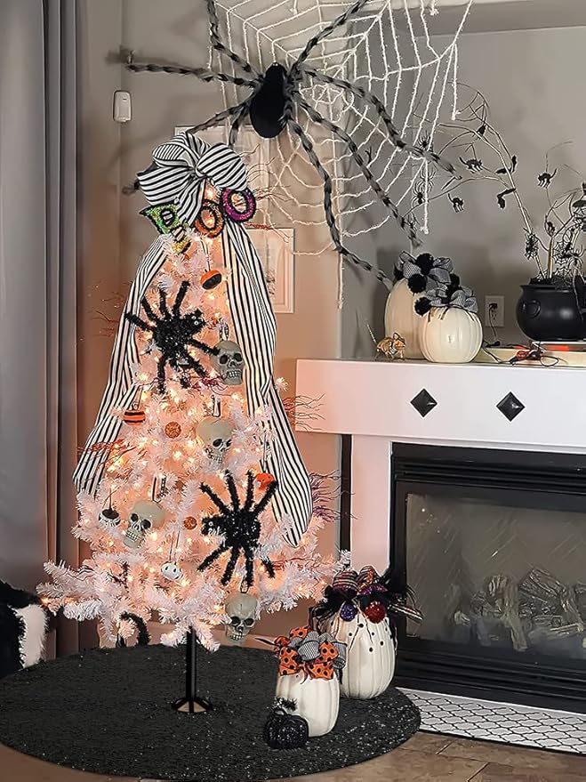 Glitter Black Tree Skirt 36 Inches Small Tree Skirt Sequin Fabric Xmas Tabletop Tree Christmas Halloween Party Ornaments