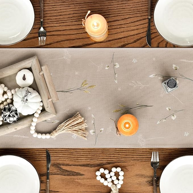 Artoid Mode Pumpkins Leaves Flowers 210 GSM Fall Table Runner, Seasonal Autumn Kitchen Dining Table Decoration for Home Party Decor 13x72 Inch