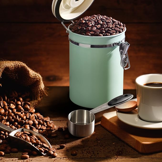 ShanSon Coffee Canister Airtight Coffee Container Stainless Steel Coffee Bean Storage Container with CO2 Release Valve and Scoop Coffee Canister for Beans,Grounds,Sugar,Flour,Tea,Cereal,22OZ,Green