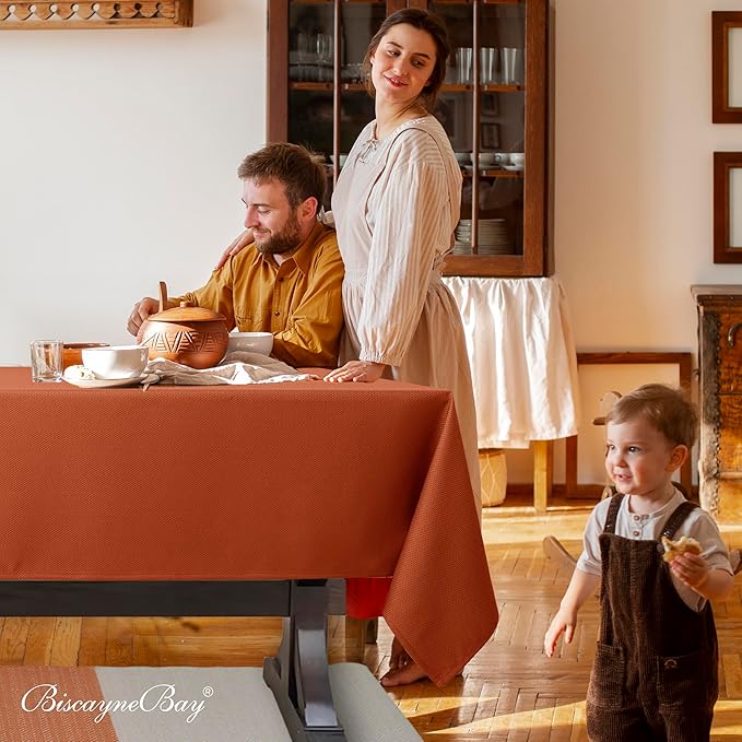 Biscaynebay 2 Pack Fall Tablecloth Textured Fabric 60x84 Inch Rectangular, Rust Thanksgiving Autumn Harvest Water Resistant Fabric Tablecloths for Kitchen, Dining, Wedding, Parties Machine Washable