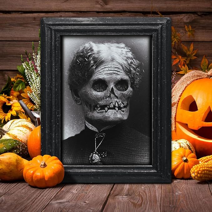15 Halloween Gothic Creepy Skull Photos Haunted Horror Picture Frame, Waterproof Durable, with 80pcs Self Adhesive Dots,Creepy Photo Decoration For Haunted Family Castle Masquerade Party Black