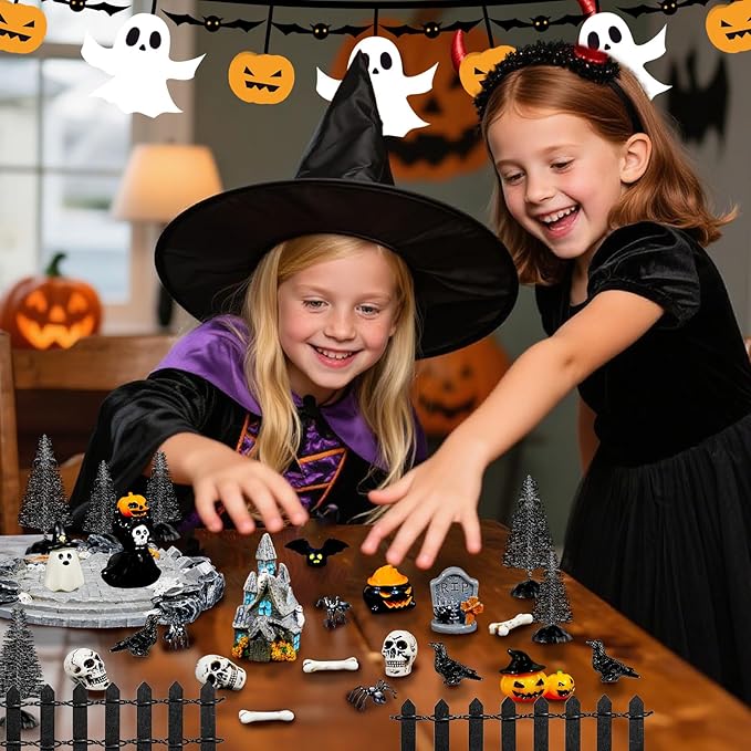 Hiawbon 30PCS Halloween Mini Village Set, Village Ornaments Miniature Decorations, Resin Miniature Spider Coffin Spiders Pine Trees Fence for Halloween Decor