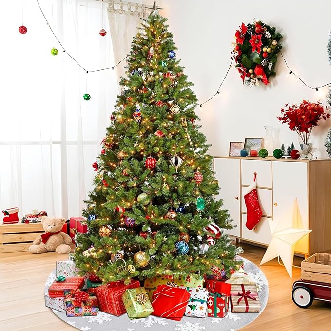 48inch Christmas Tree Skirt Tree Blanket, Large Luxury Soft Carpet 4ft Xmas Tree Blanket with 3D Large Snowflakes Grey Faux Fur Carpet for Christmas Holidays Decoration Party