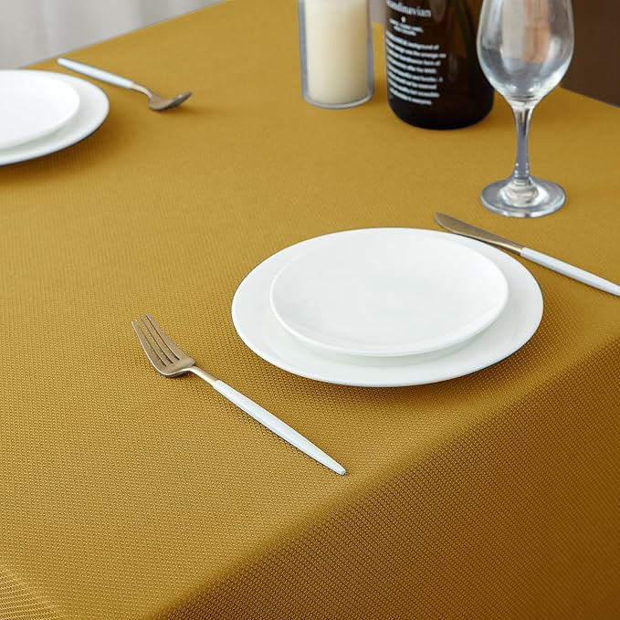 Biscaynebay Textured Fabric Christmas Rectangle Tablecloths 60x108 Inch, Gold Water Resistant Tablecloths for Dining, Kitchen, Wedding, Parties etc. Machine Washable