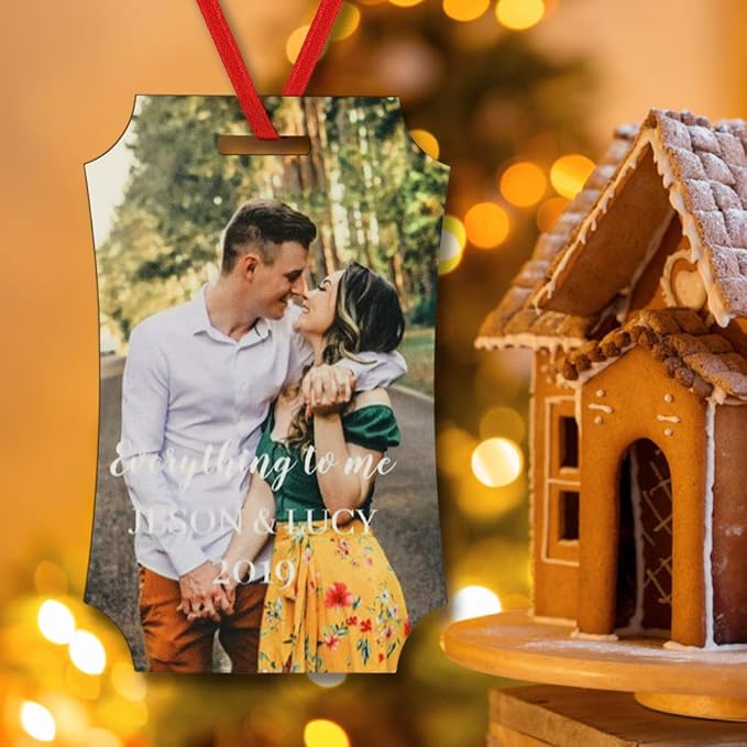 Gemszoo Personalized Picture Christmas Ornament, Custom Double Sided Photo Text Wooden Hanging Xmas Tree Keepsake Pendant Decoration Gift for Family (1, Scalloped Rectangular)