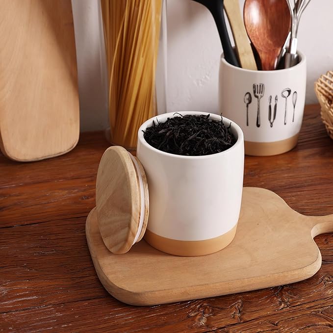 LEETOYI Ceramic Food Storage Jar with Seal Lid,Kitchen Canisters for Countertop, Serving for Ground Coffee, Tea, Sugar, Salt and More, 33 Oz