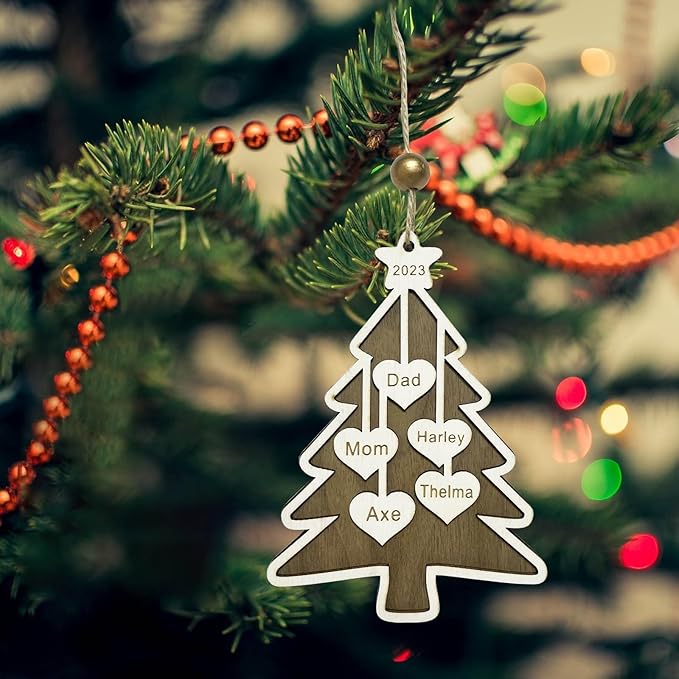 2025 Personalized Christmas Ornaments Family of 2/3/4/5/6/7/8,Custom Christmas Tree Ornaments Deorations with Names,Customized Xmas Ornament Tree Deorations,Personalized Wooden Ornament Gifts