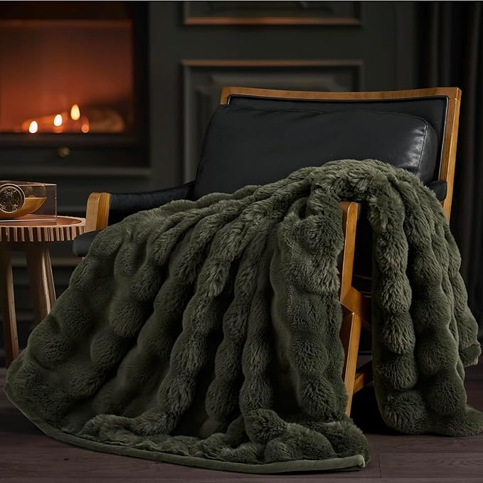 EVERGRACE Ultra Soft Luxury Fluffy Ridgeline Faux Rabbit Fur Throw Blanket, Thick Warm Bubble Throw for Bed, Cozy Plush Reversible Blankets for Couch, Chair, Sofa, Green, 60x80 Inches, 870 GSM