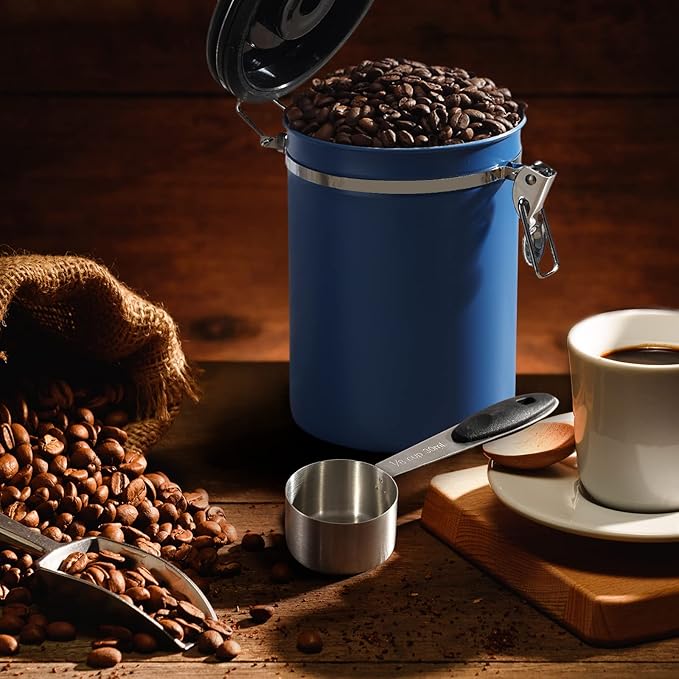 ShanSon Coffee Canister Airtight Coffee Container Stainless Steel Coffee Bean Storage Container with CO2 Release Valve and Scoop Coffee Canister for Beans,Grounds,Sugar,Flour,Tea,Cereal,22OZ,Blue