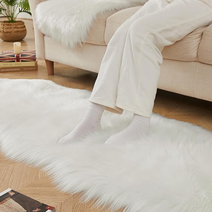 AMTOVO Faux Sheepskin Rug, White Ultra Soft Fluffy Shag Area Rug, 2 x 6 ft Faux Fur Rug for Bedroom Sofa Throw Cushion Room Decor, Sheepskin