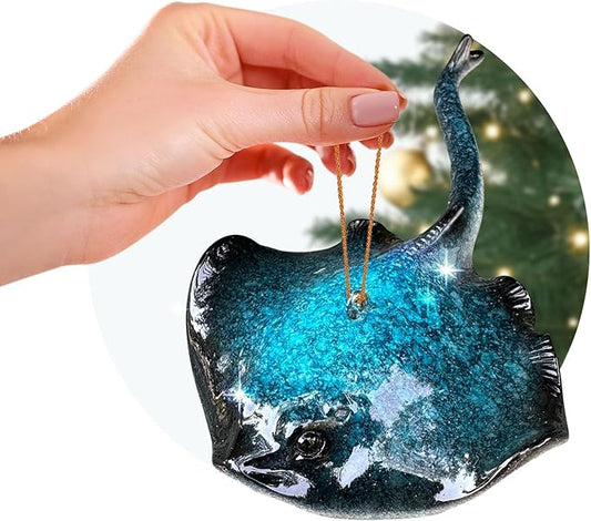 Hand-Painted Beach Christmas Ornament – Coastal Tree Decoration for Ocean Lovers – Unique Nautical Ornament for Christmas Tree or Stocking Stuffer Gift (Blue Stingray)