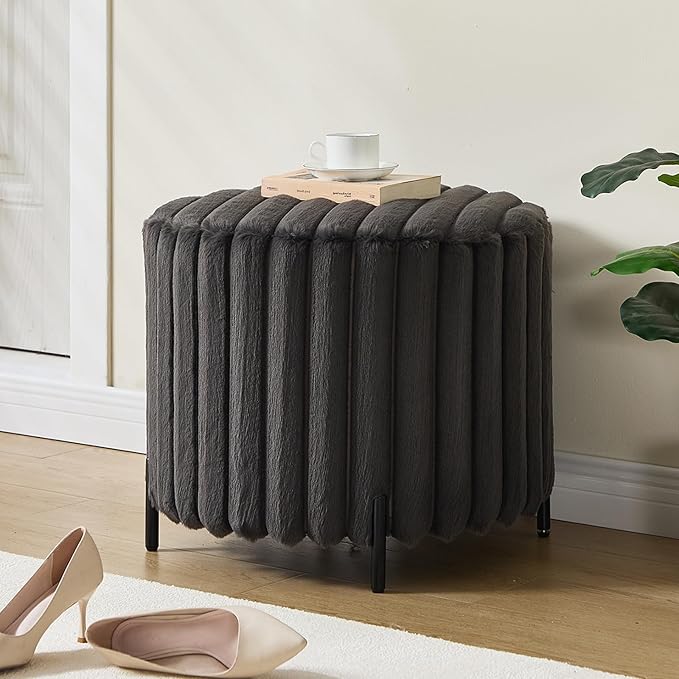 Furniliving Modern Round Ottoman, Large Size Bedroom Ottoman Footstool Round Ottomans Stool for Living Room, Bedroom, Makeup Room, Black, Faux Fur