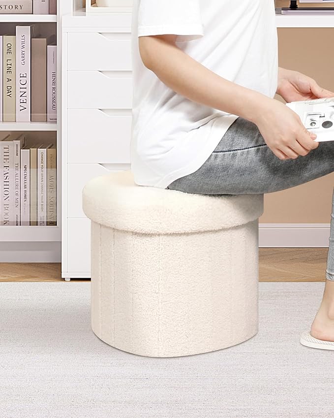 B FSOBEIIALEO Storage Ottoman Cube, Heart Shaped Ottomans with Storage Foot Stool Footrest for Lving Room, Boucle Ottoman Seat for Dorm Room,Faux Teddy Fur, Cream White 15"x15"x15"