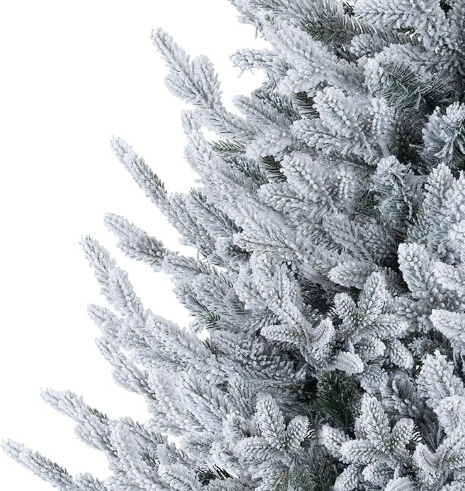 Ginebra Snow Flocked Prelit Christmas Tree 7.5ft/Snow Flocked