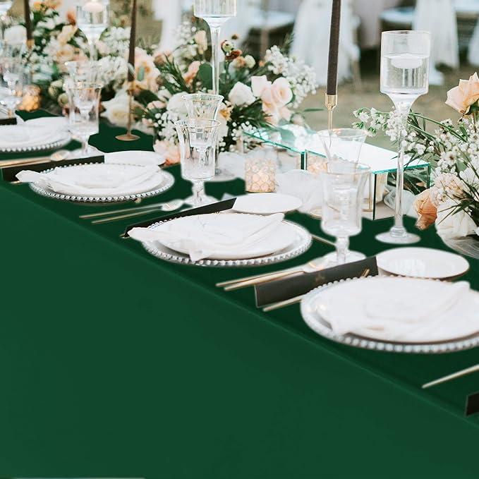 Fitable 6 Pack Hunter Green Rectangle Table Clothes - 70 x 108 Inch - Wrinkle and Stain Resistant Fabric Tablecloths, Washable Polyester Table Covers for Wedding Christmas Party Banquet Formal Events
