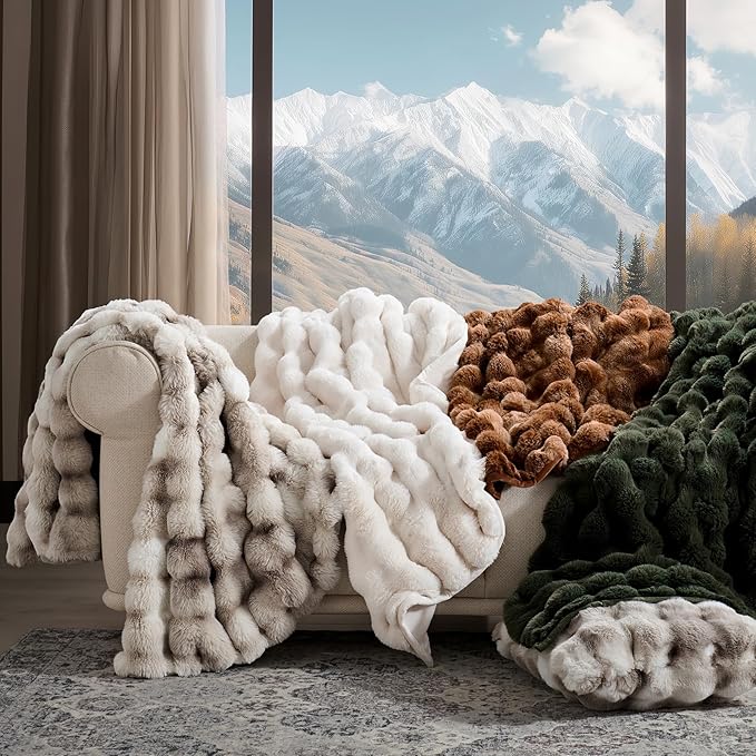 EVERGRACE Ultra Soft Luxury Fluffy Ridgeline Faux Rabbit Fur Throw Blanket, Thick Warm Bubble Throw for Bed, Cozy Plush Reversible Blankets for Couch, Chair, Sofa, Ivory White, 80x90 Inches, 870 GSM