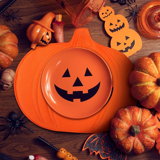 4 Pcs Halloween Pumpkin Placemats Jack O Pumpkin Shaped Heat-Resistant Table Mats 13 x 14 Fall Autumn Harvest Table Decoration for Thanksgiving Holiday Festival Kitchen Dinner Party Decor