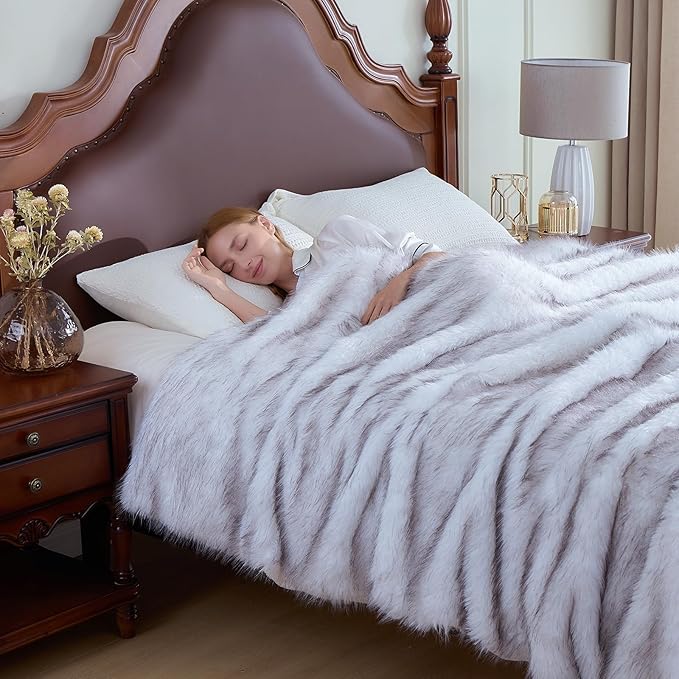 Fluffy Faux Fur Throw Blanket – Super Soft Warm Thick Plush Blanket for Bed, Couch & Office, Cozy Fuzzy Throw with Flannel Backing,108"x90", White