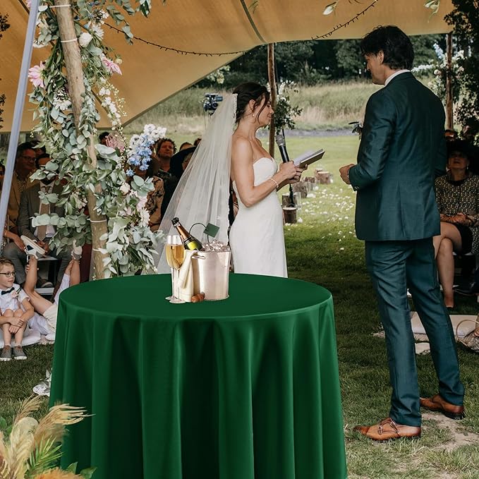 Fitable 6 Pack Hunter Green Round Tablecloths - 120 Inches Round - Wrinkle and Stain Resistant Fabric Table Clothes, Washable Polyester Table Covers for Wedding Christmas Party Banquet Formal Events