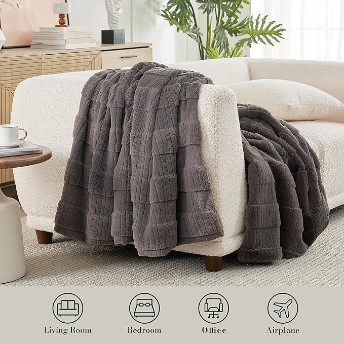 Amélie Home Luxury Striped Faux Fur Throw Blanket for Couch, Embossed Split Fur Cozy Fuzzy Fluffy Luxurious Soft Plush Sofa Chair Bed Gift Blankets for Women Men Wife Friend, 55"x70", Charcoal Gray